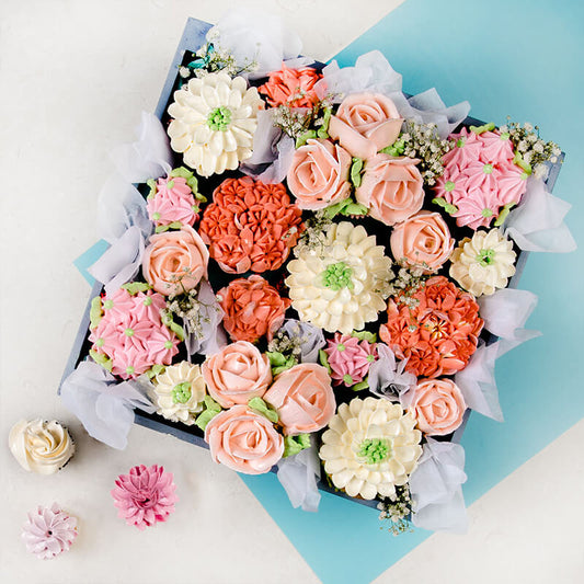 Assorted Floral Cupcake Crate/Bouquet(9 regular,10 mini)
