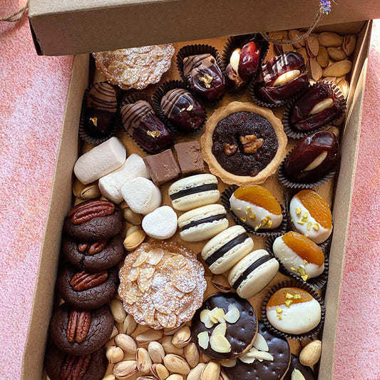 Assorted Healthy Dessert Grazing Box(Large)