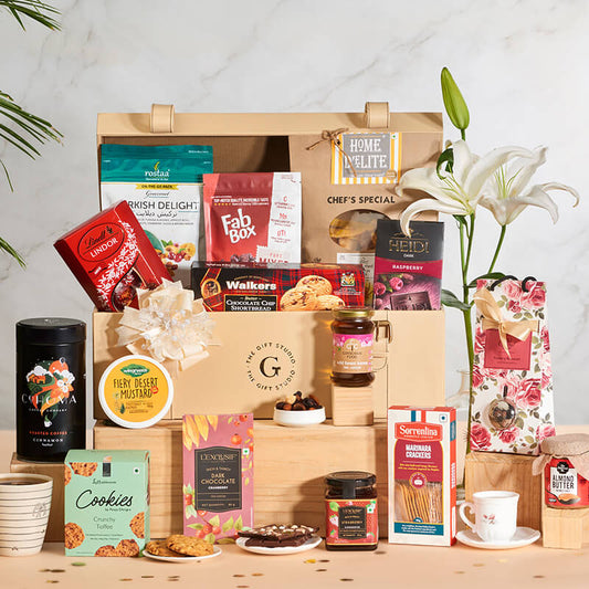 The Luxury Food Trunk by The Gift Studio