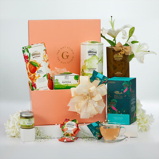 Healthy Tea and packaged juices hamper